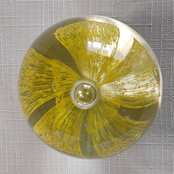 Vintage Art Glass Paperweight - Picture 3 of 7